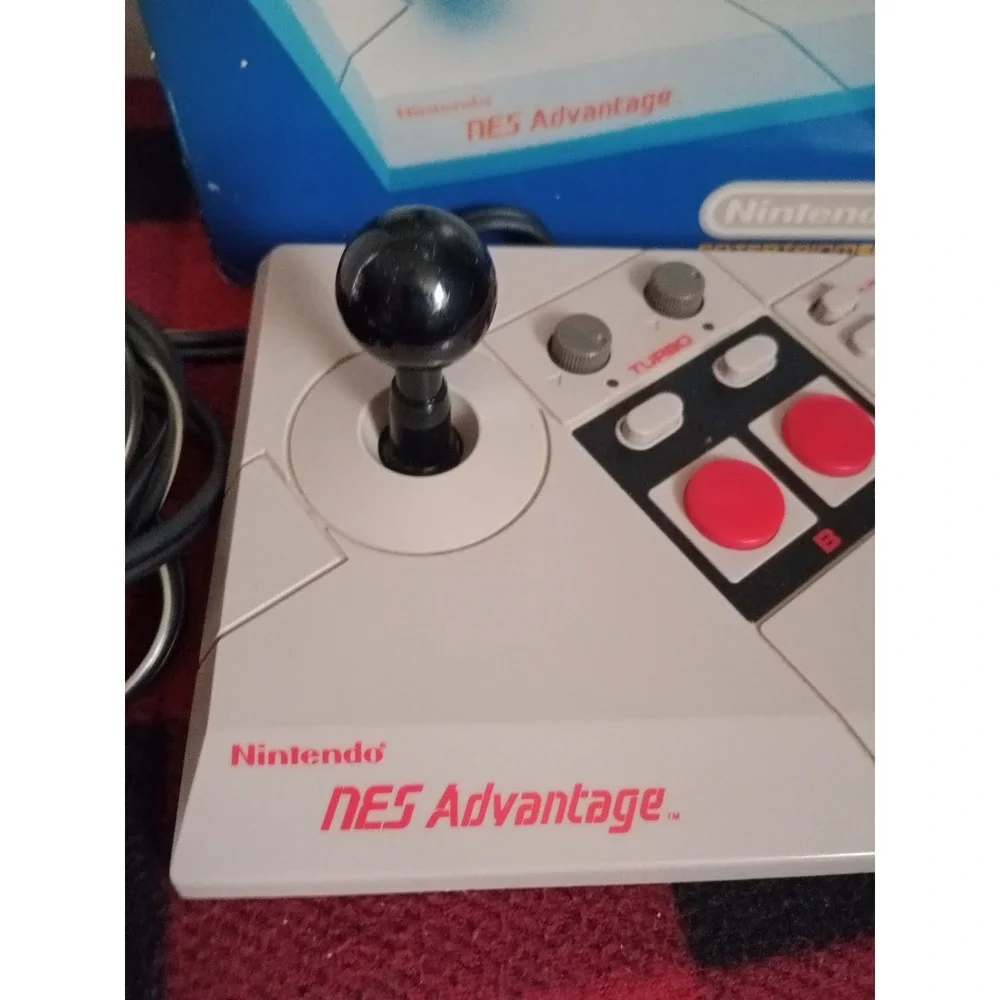 Nintendo NES Advantage Joystick Controller with original box No Foam (Read)